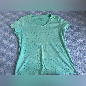 Croft and Barrow polka dot short sleeve